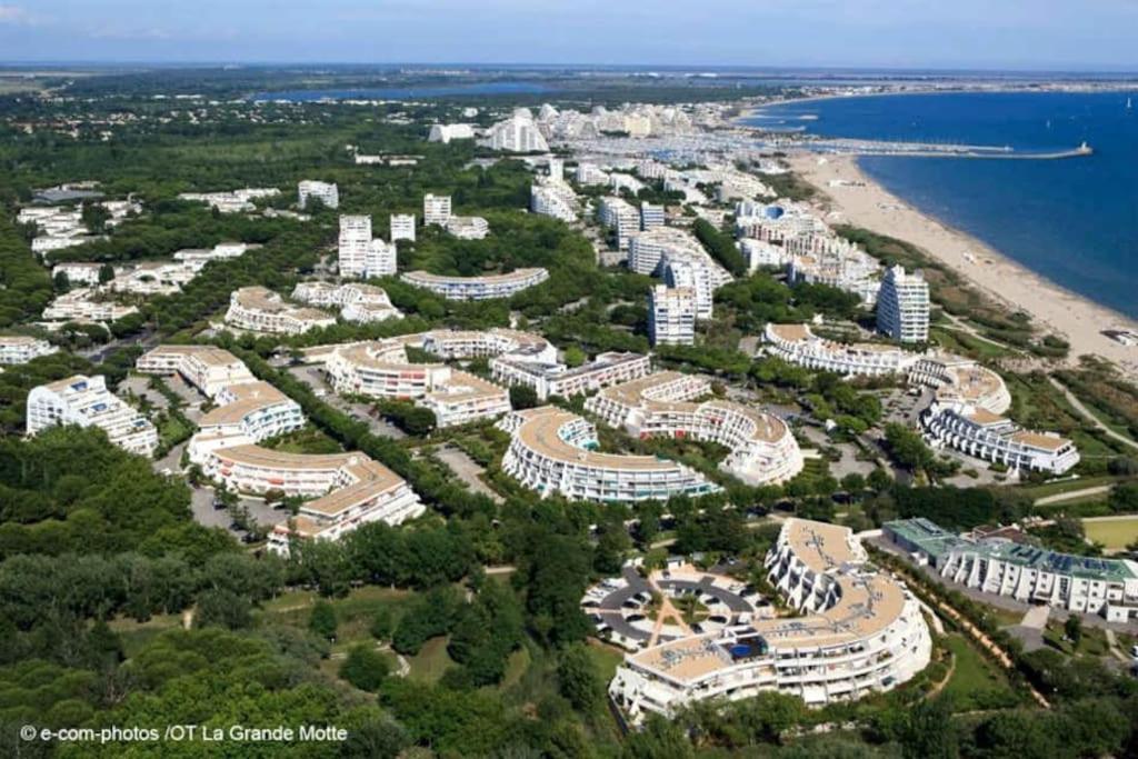 Superbe Studio Au Calme A 8Mn De La Plage La Grande Motte Bagian luar foto